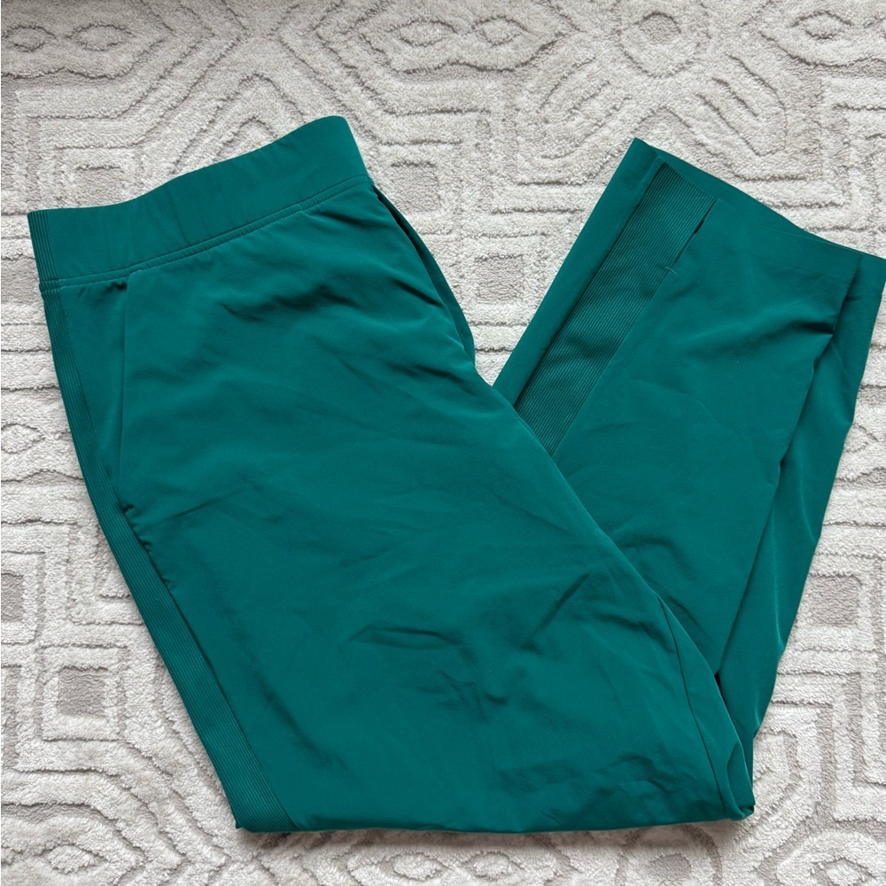 Athleta Size 18 Brooklyn Ankle Pant in Emerald 🍀
